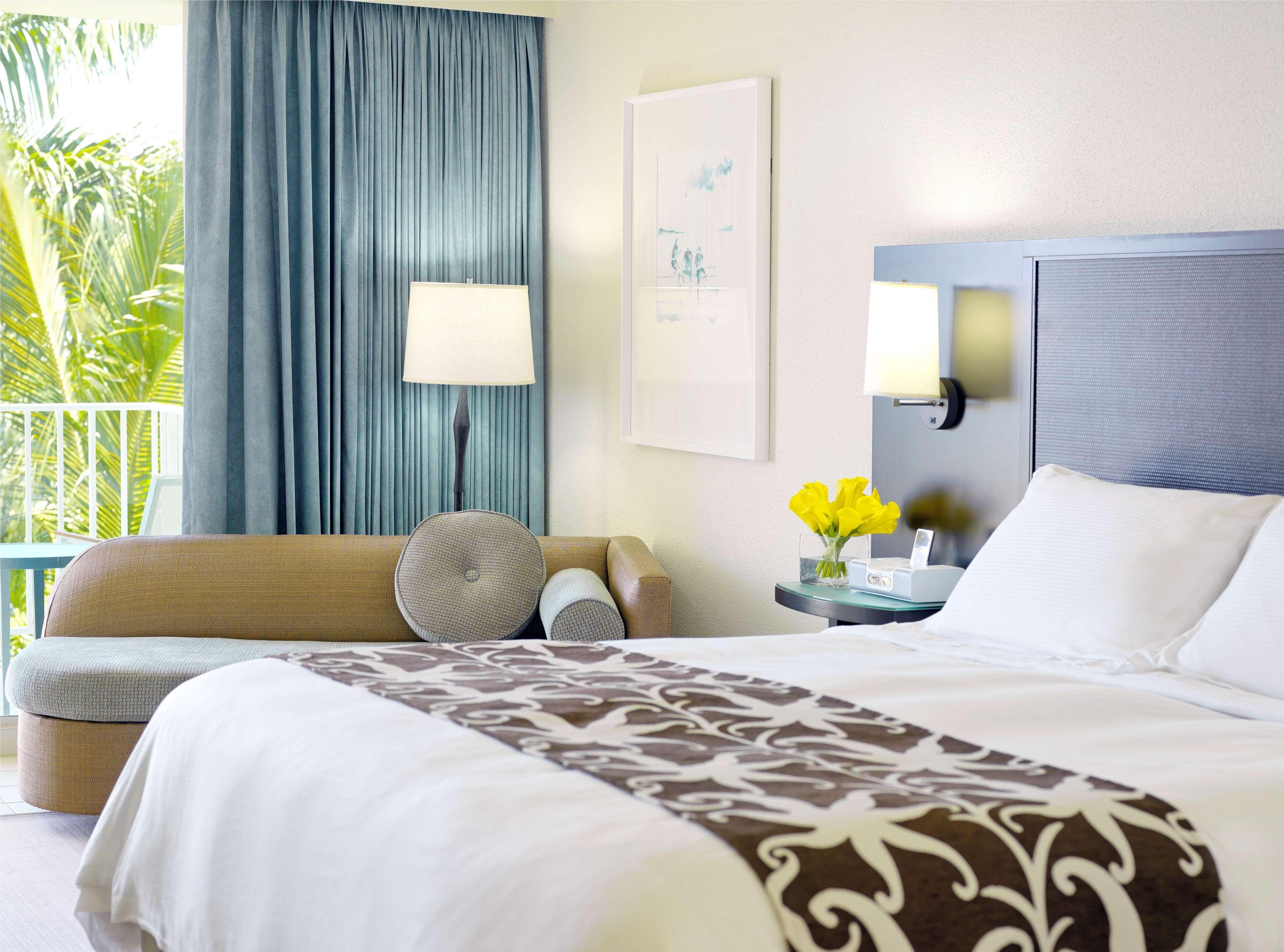 What's with the cats? - Review of Dreams Rose Hall Resort \u0026 Spa, Rose Hall,  Jamaica - Tripadvisor, image size:3839x2845